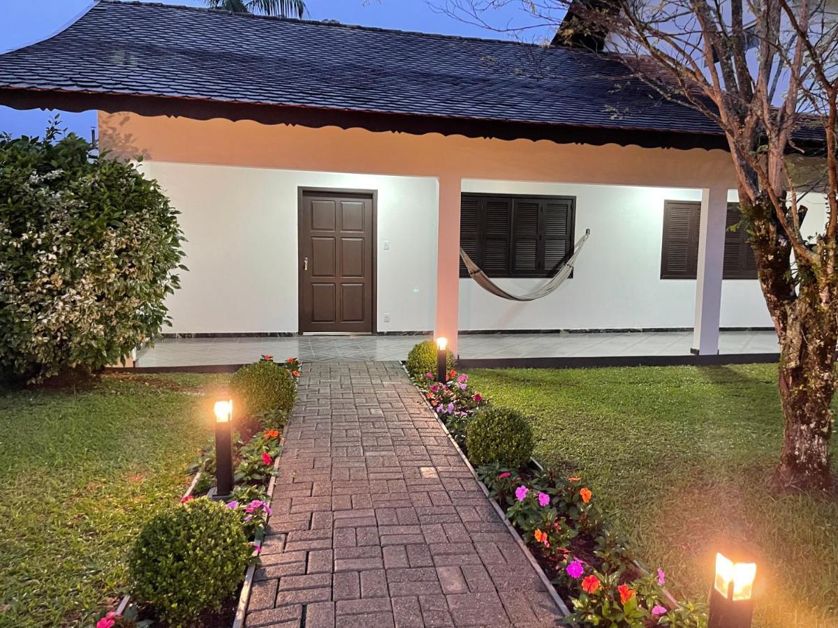 Casa Melhor Localizada Em Pomerode Eksteriør billede